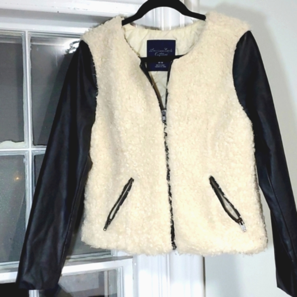 American Eagle  Outfitters size M/M Excellent conditions - Picture 7 of 17